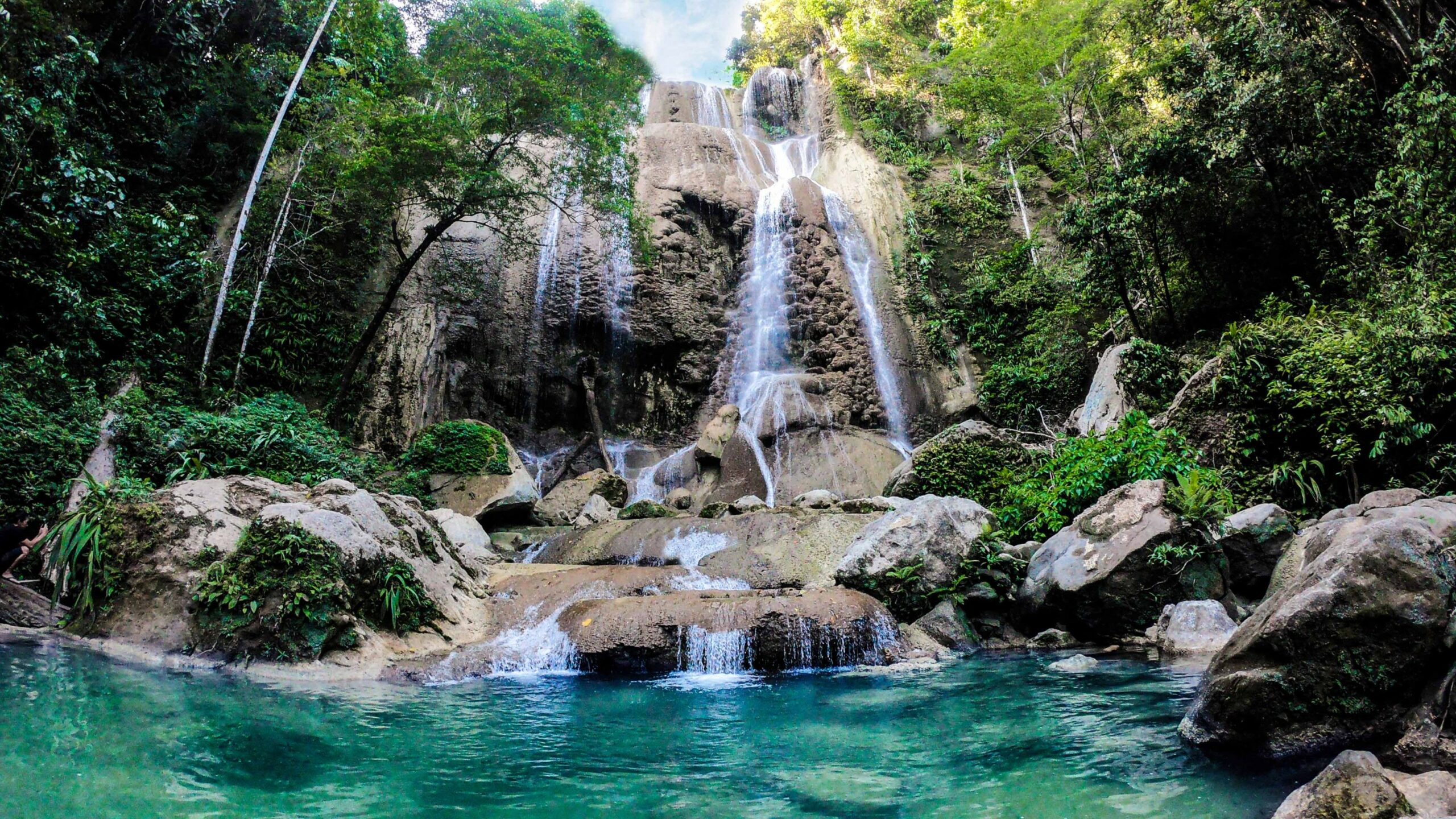 Menelusuri Keindahan Air Terjun Raja  Jababeka Morotai